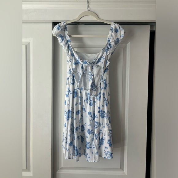 Hollister Tie-Back Flutter Sleeve Mini Dress - Blue White Floral Size S - Picture 5 of 5